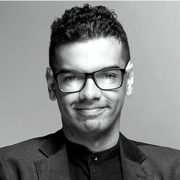 Advertising Expert, Tárik Frank